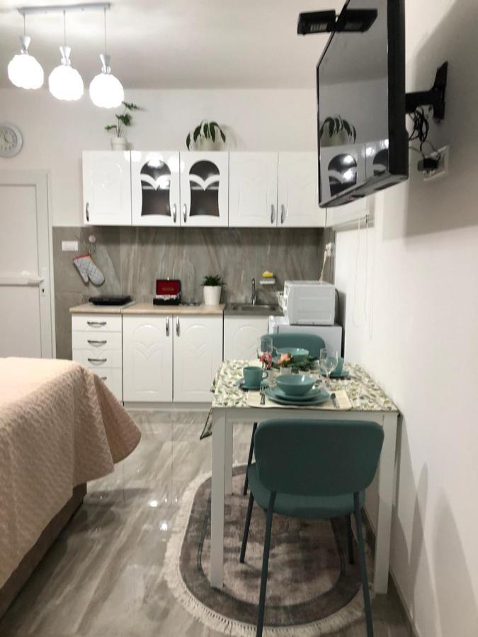 Studio Lotos Beograd Ngoại thất bức ảnh